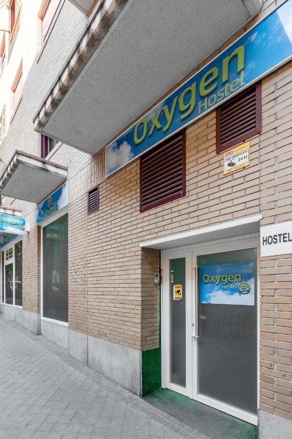 Oxygen Hostel Capsula Madrid Eksteriør billede